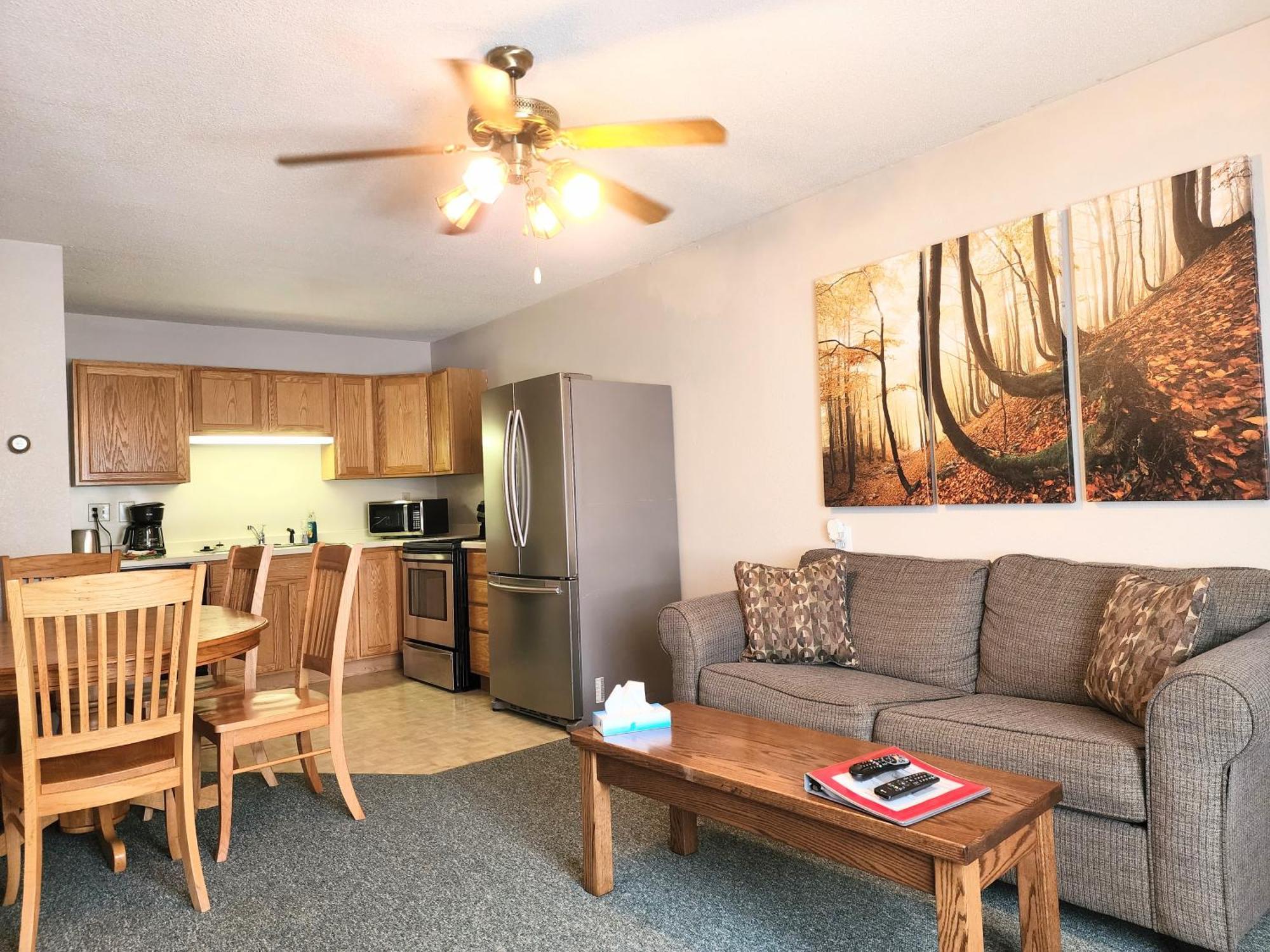 Trails Inn Quadna Mountain Motel & Rv Park Hill City Exterior photo